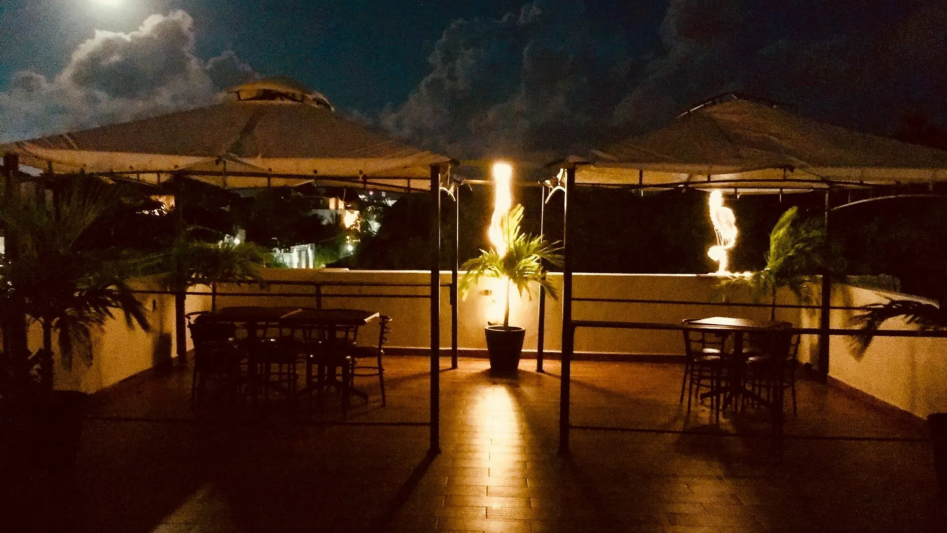 Posada Flamingos Playa del Carmen Inn